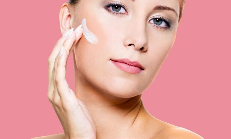 Comment choisir sa crème réparatrice en fonction de son type de peau ?