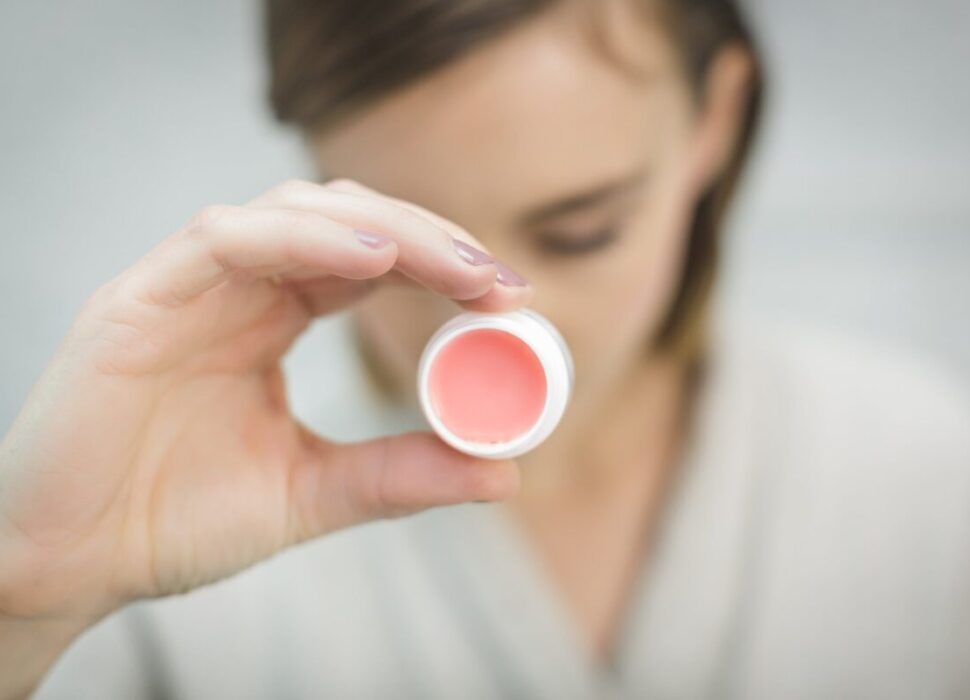 Femme_et_beaute_:_5_remèdes_miracles_pour_traiter_les_lèvres_gercées Femme_et_beaute_:_5_remèdes_miracles_pour_traiter_les_lèvres_gercées