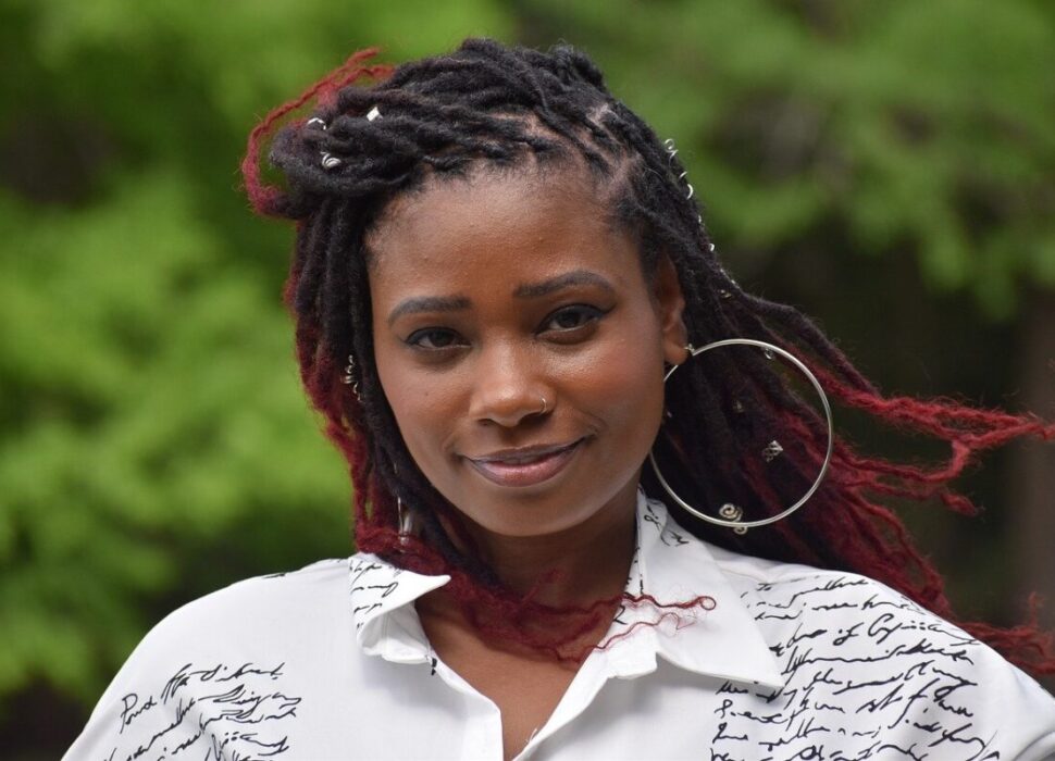 Explorer_la_beauté_des_grosses_tresses_africaines_:_un_guide_pour_toute_femme