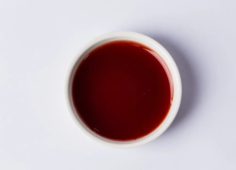 Recette_secrète_pour_les_femmes_modernes_:_sirop_de_fraise_à_partir_de_queues
