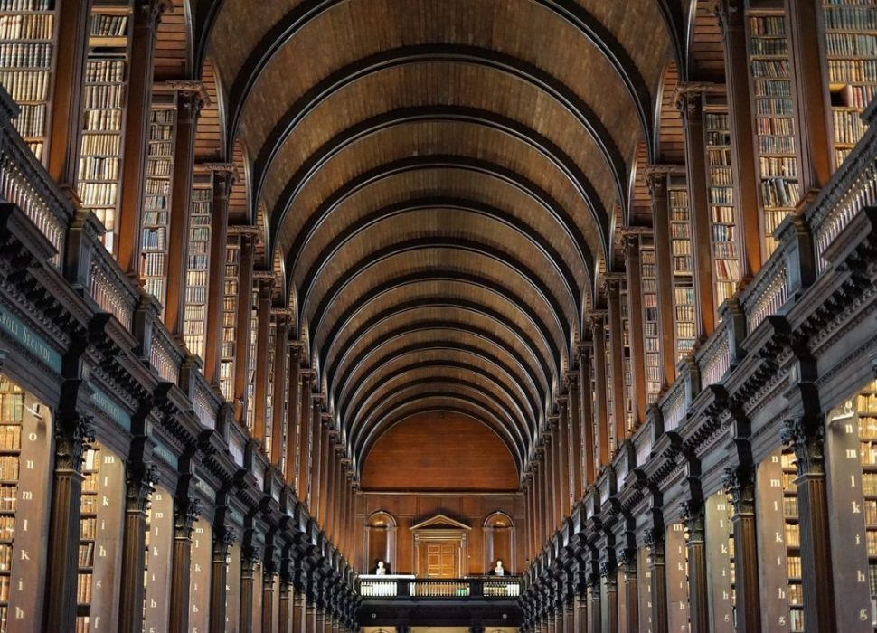 Judith_Badinter_:_tout_ce_que_vous_devez_savoir_sur_cette_brillante_personnalité